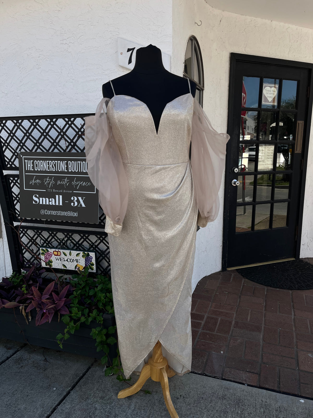 Plus Glitter Mesh Sleeve Formal